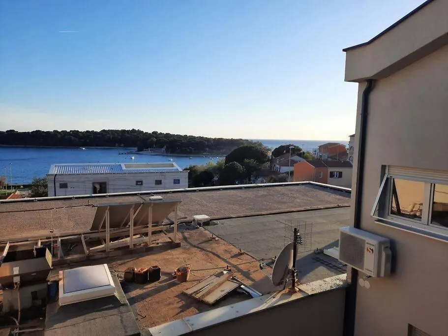 Luna Apartment Pula Croatia